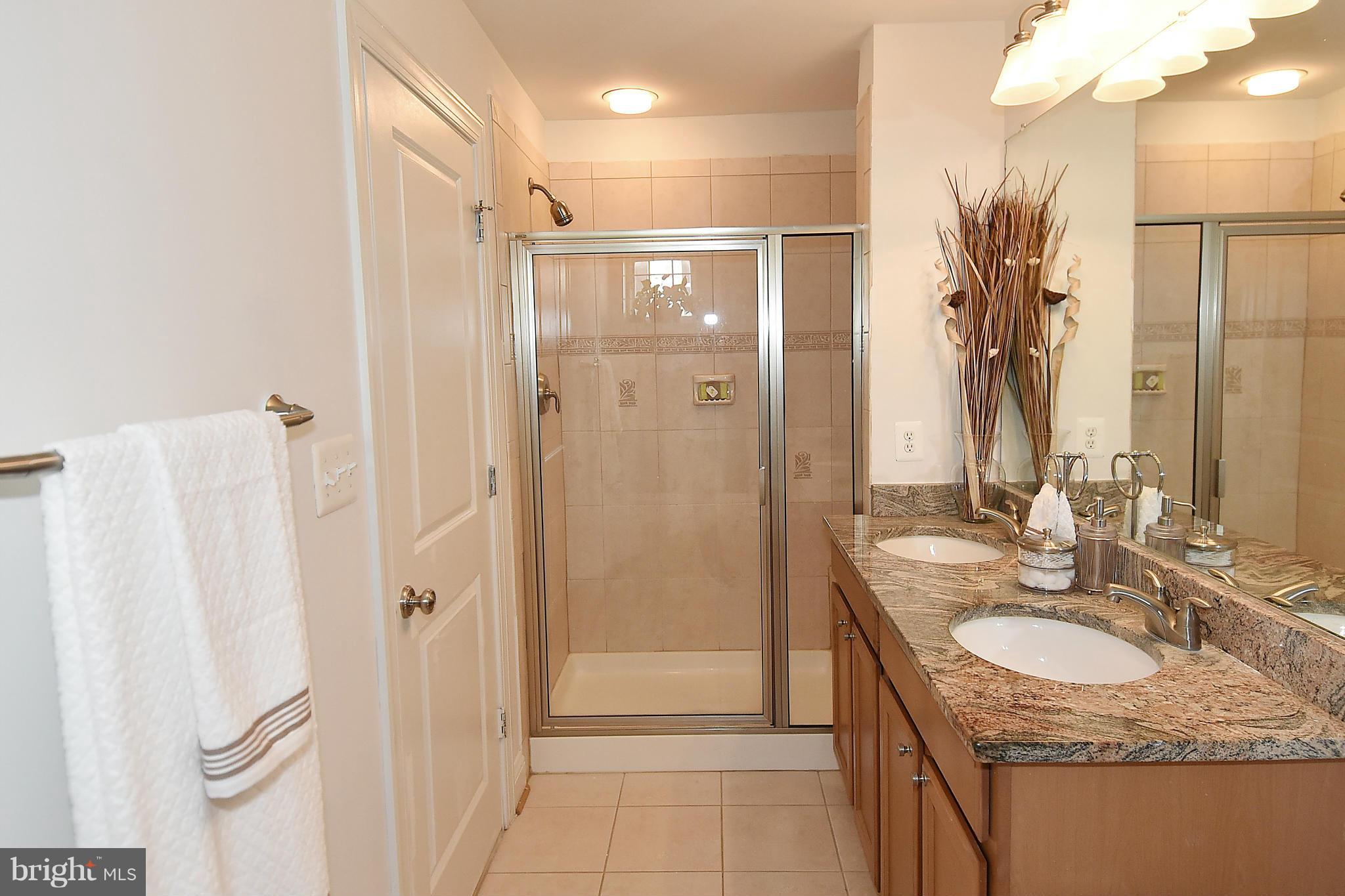 1304 Talbert Court Southeast Washington, DC 20020 - Photo 7 of 17 Bath (Master)