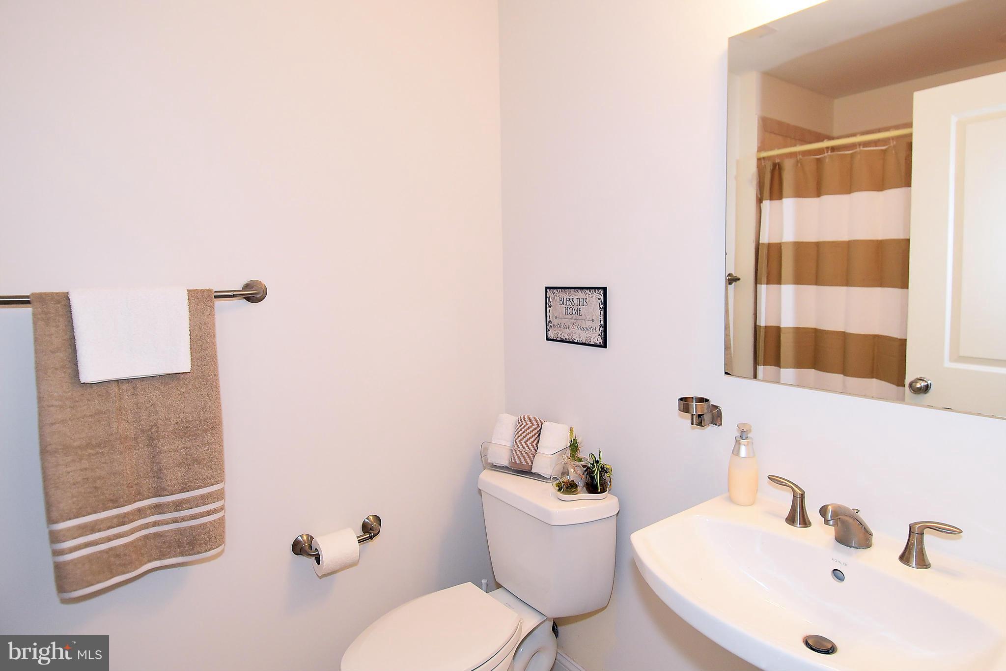 1304 Talbert Court Southeast Washington, DC 20020 - Photo 10 of 17 Bath
