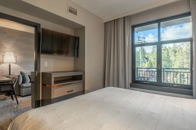 $640,000 | 50 Hillside Drive, Unit 416, Mammoth Lakes, CA 93546