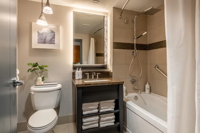 $640,000 | 50 Hillside Drive, Unit 416, Mammoth Lakes, CA 93546