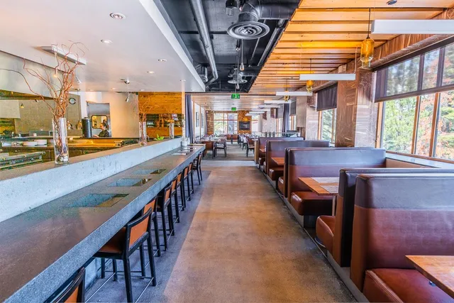 $640,000 | 50 Hillside Drive, Unit 416, Mammoth Lakes, CA 93546