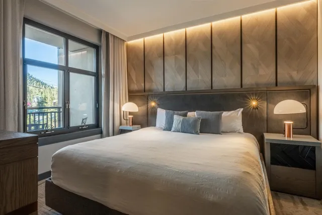 $640,000 | 50 Hillside Drive, Unit 416, Mammoth Lakes, CA 93546