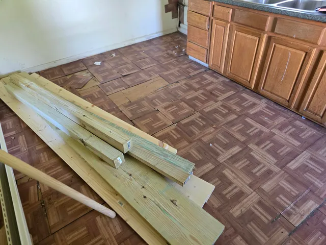 $110,000 | 323 Ferry Avenue, Pontiac, MI 48341