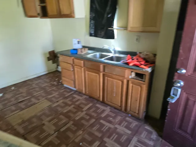 $110,000 | 323 Ferry Avenue, Pontiac, MI 48341