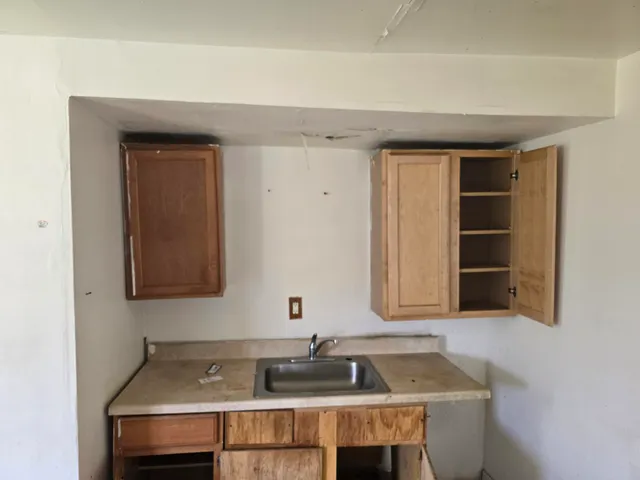 $110,000 | 323 Ferry Avenue, Pontiac, MI 48341