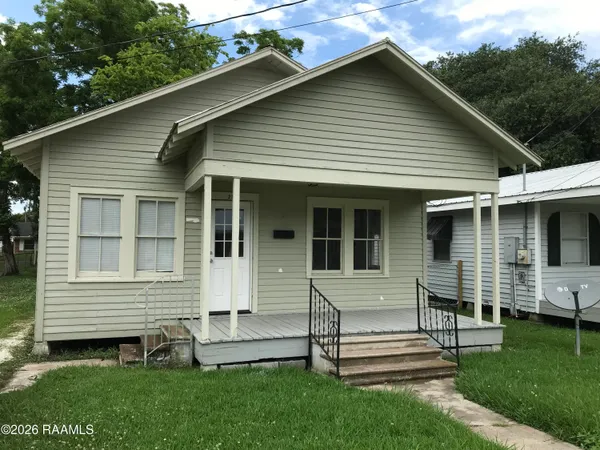 $975 | 250 Blanchard Street, Breaux Bridge, LA 70517