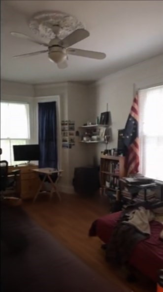 23 Inman Street, Unit 1 Cambridge, MA 02139 - Photo 8 of 20 a kitchen with table and chairs in it