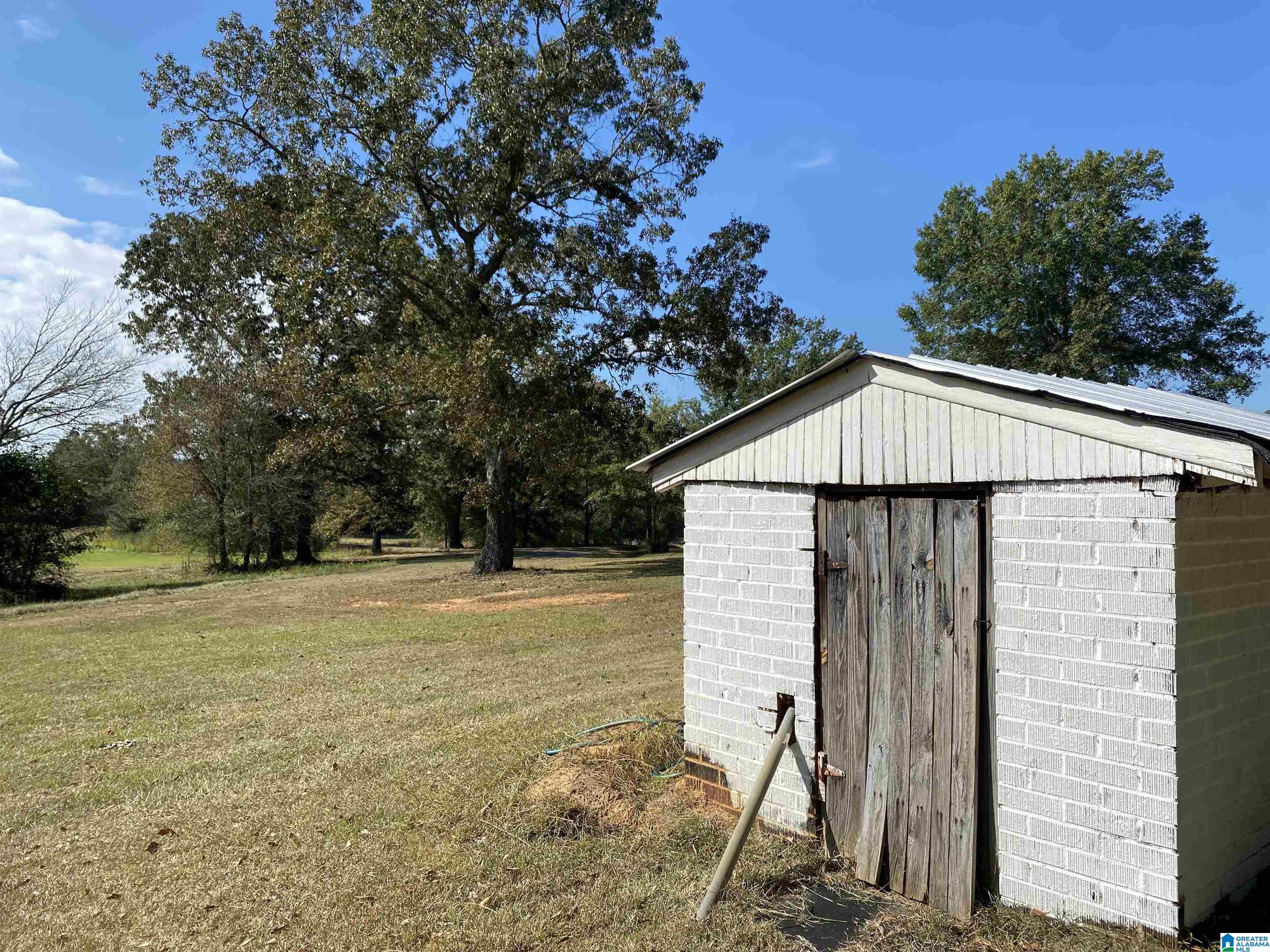 787 Limbaugh Road Sylacauga, AL 35150 - Photo 5 of 31