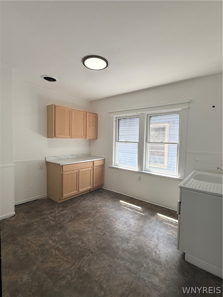 160 Timon Street Buffalo, NY 14208 - Photo 38 of 44