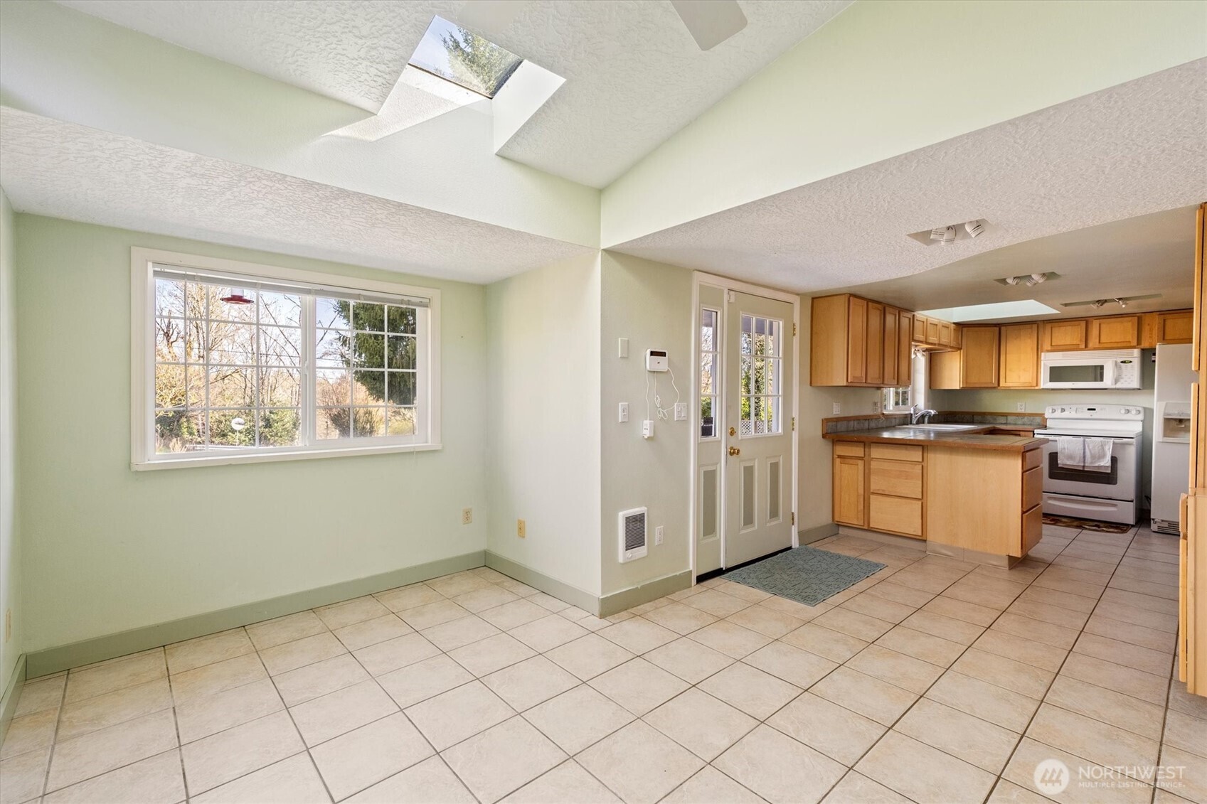 210 Olson Road Longview, WA 98632 - Photo 8 of 40 Gallery Image 8