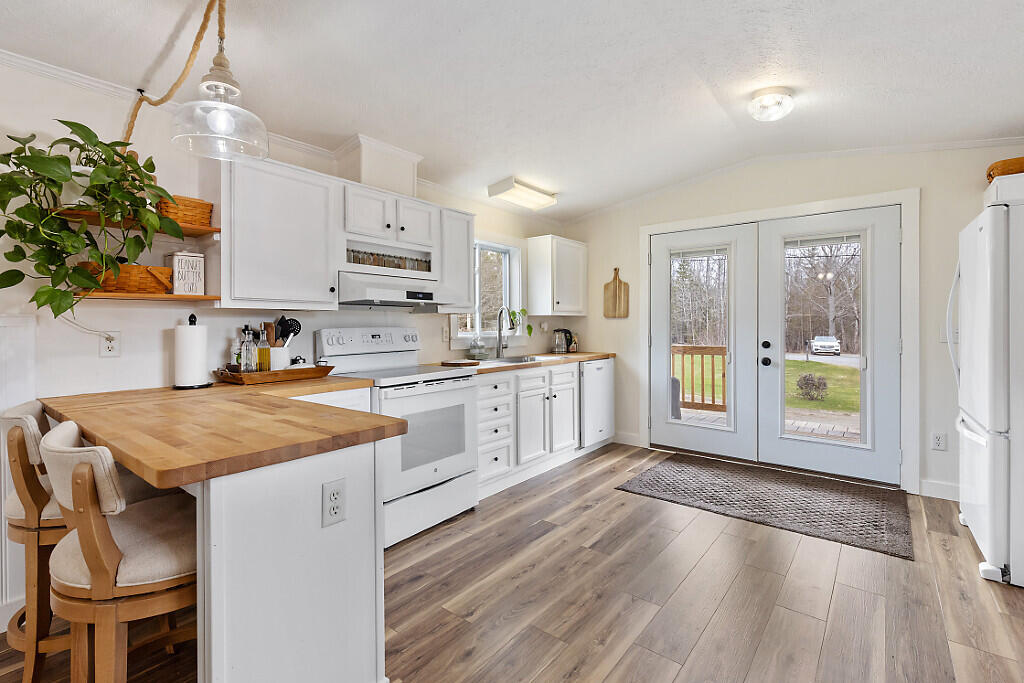 414 Bellsqueeze Road Benton, ME 04901 - Photo 14 of 38 37_BP5A0324_DxO_mls