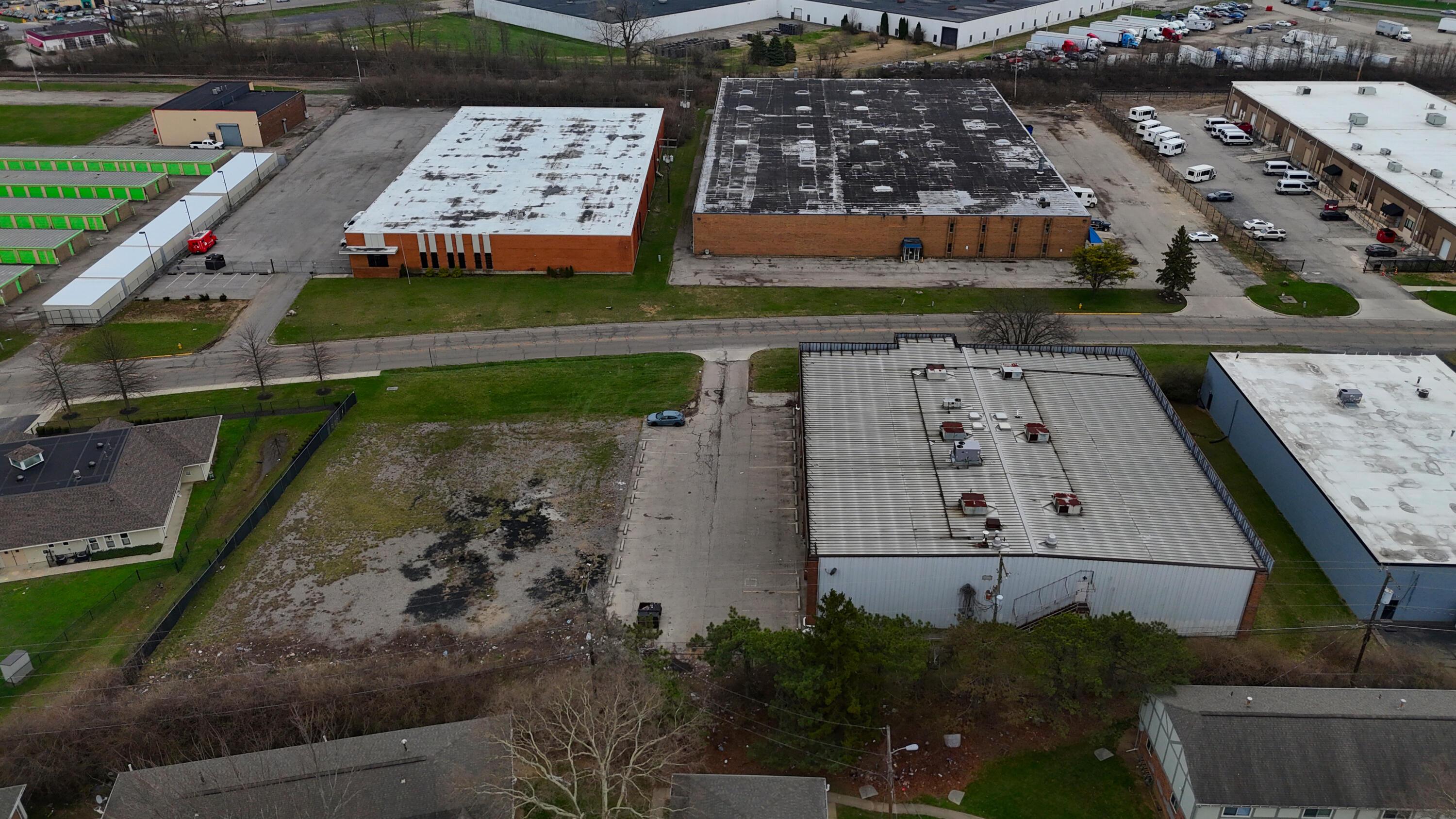 511 Industrial Mile Road Columbus, OH 43228 - Photo 16 of 35 12