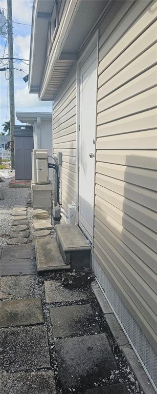 10315 Cortez Road West, Unit 11B Bradenton, FL 34210 - Photo 4 of 27 a view of a back yard of the house