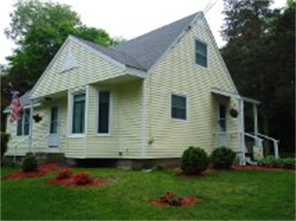 81 Arcadia Road Westwood, MA 02090 - Photo 2 of 29 Gallery Image 2