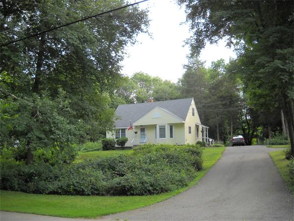 81 Arcadia Road Westwood, MA 02090 - Photo 4 of 29 Gallery Image 4