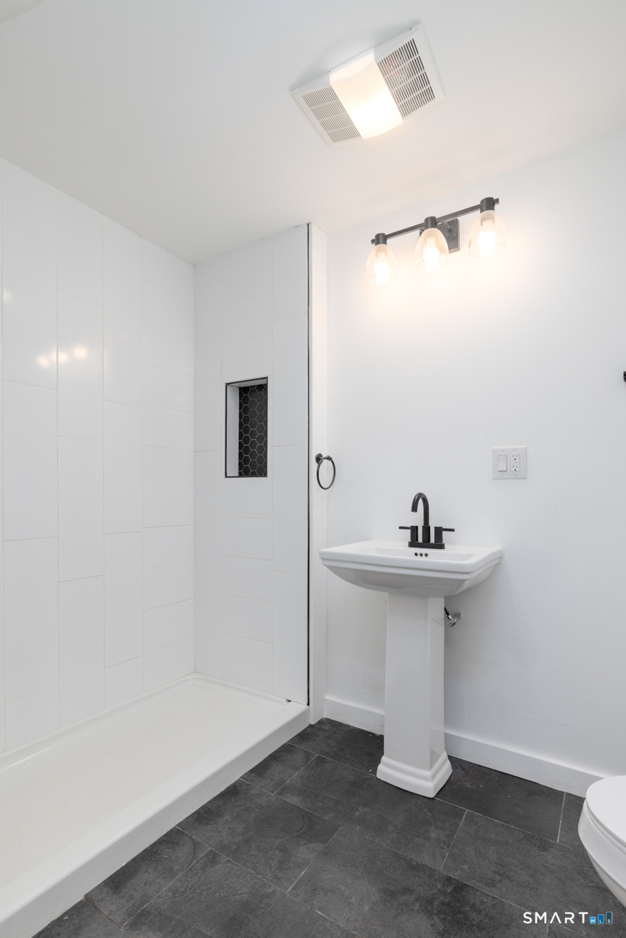 6 Waterbury Road North Haven, CT 06473 - Photo 21 of 38