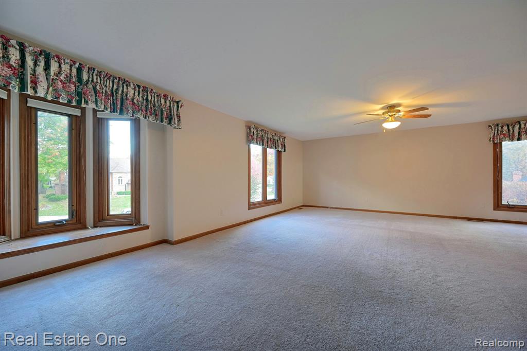 1249 Springwood Court Rochester Hills, MI 48309 - Photo 25 of 52