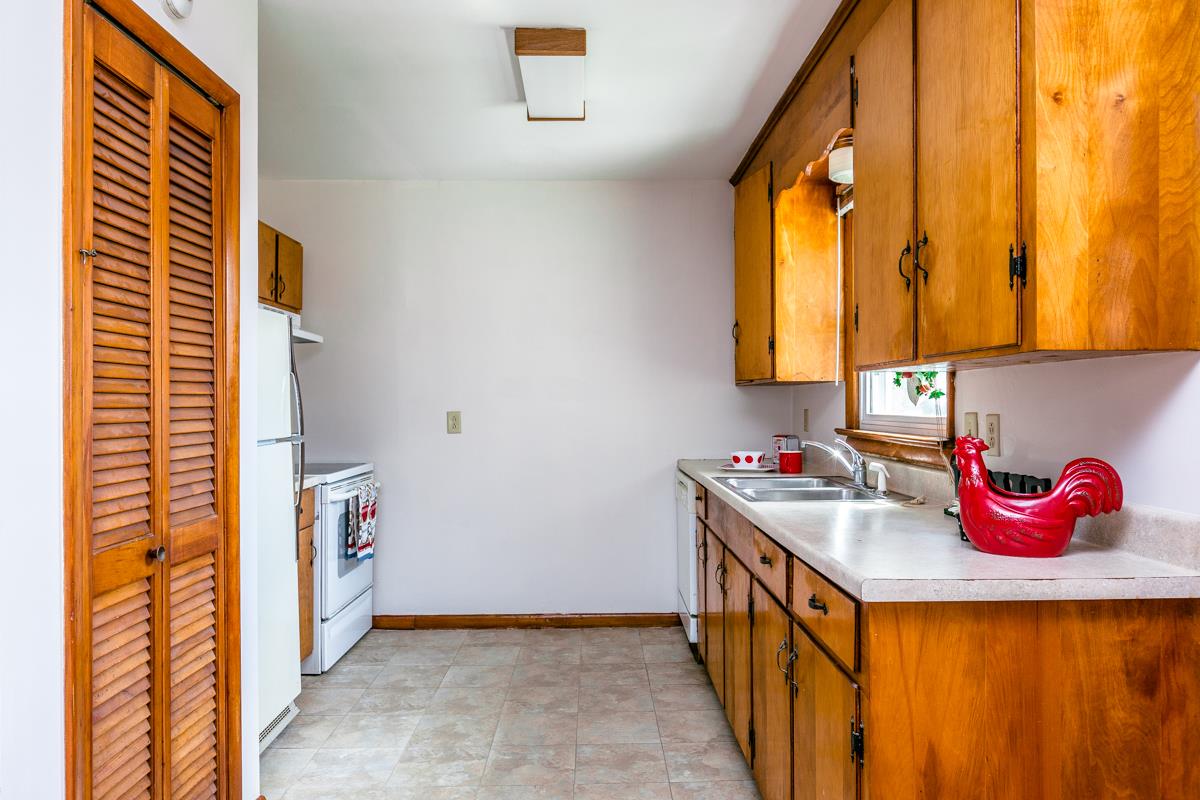 811 Country Club Road Harrisonburg, VA 22802 - Photo 4 of 16 Gallery Image 4