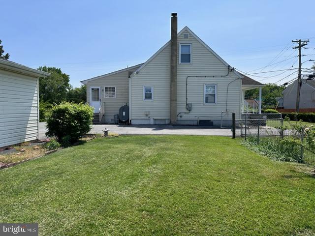 7130 Oliver Beach Road Middle River, MD 21220 - Photo 3 of 5 Home and Garage