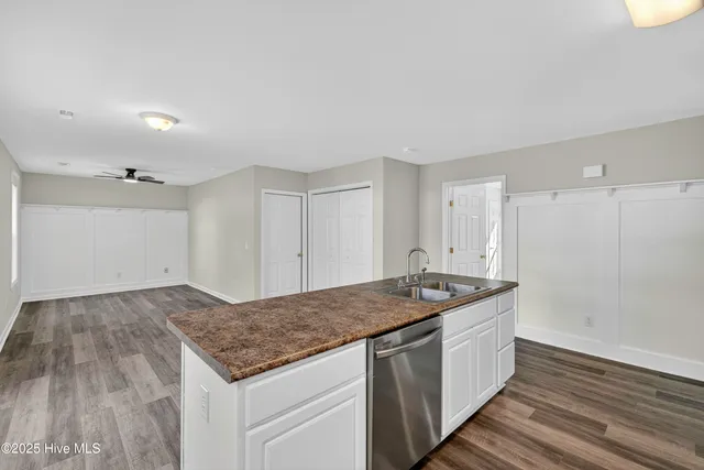 $279,000 | 204 Larchmont Court, Burgaw, NC 28425