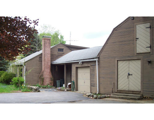 114 Fitchburg Road Townsend, MA 01469 - Photo 3 of 15