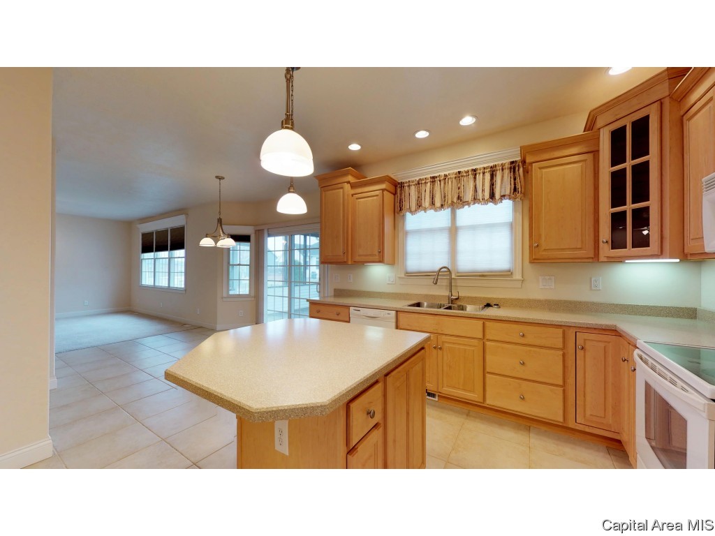 1809 West Rd Drive Springfield, IL 62711 - Photo 9 of 34