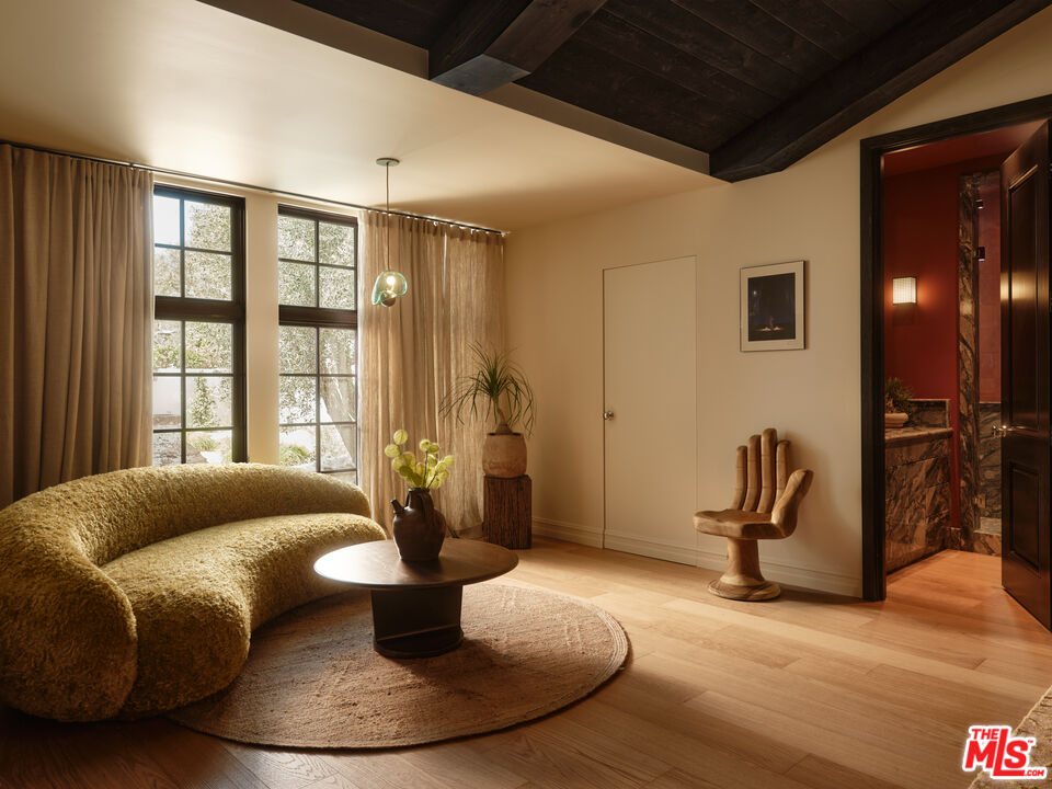 851 Strada Vecchia Road Los Angeles, CA 90077 - Photo 14 of 29 Gallery Image 14