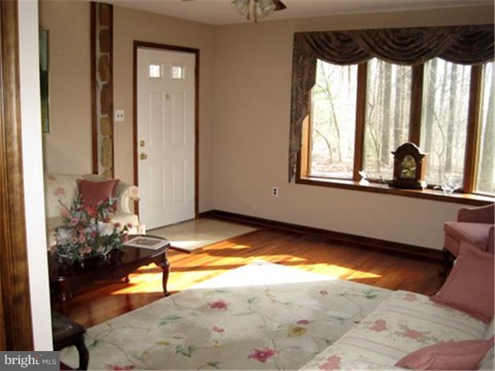 255 Painter Road Media, PA 19063 - Photo 20 of 23 In-law Suite