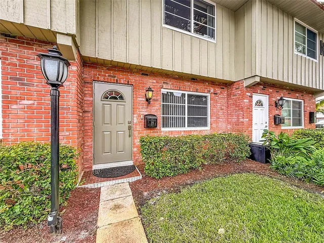 $295,000 | 79 Northeast 20th Court, Wilton Manors, FL 33305