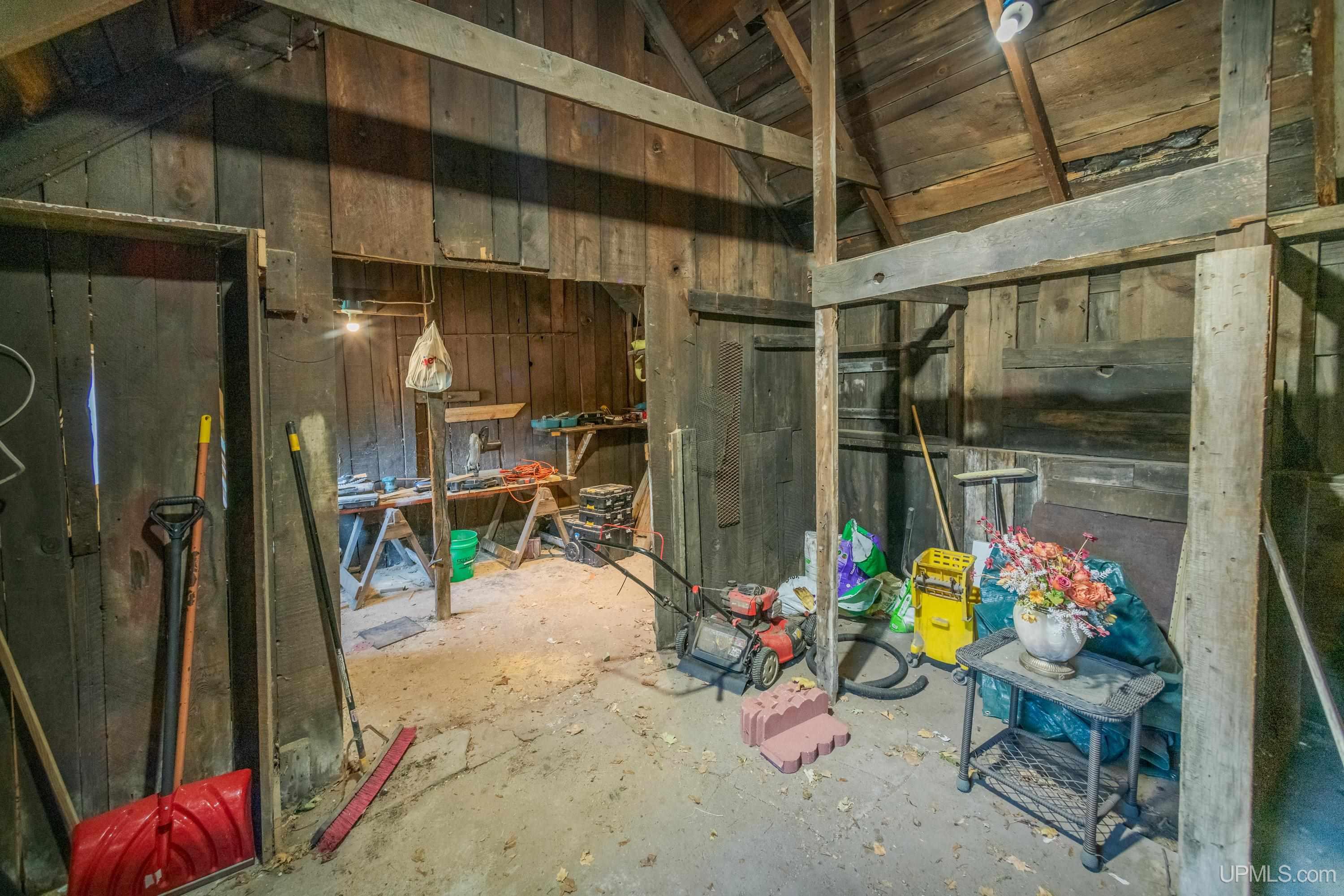 509 East Ridge Street Ishpeming, MI 49849 - Photo 27 of 34