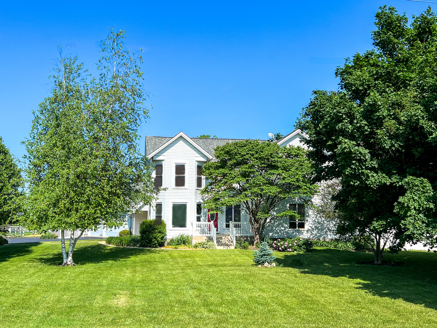 16205 University Road Malta, IL 60150 - Photo 1 of 51