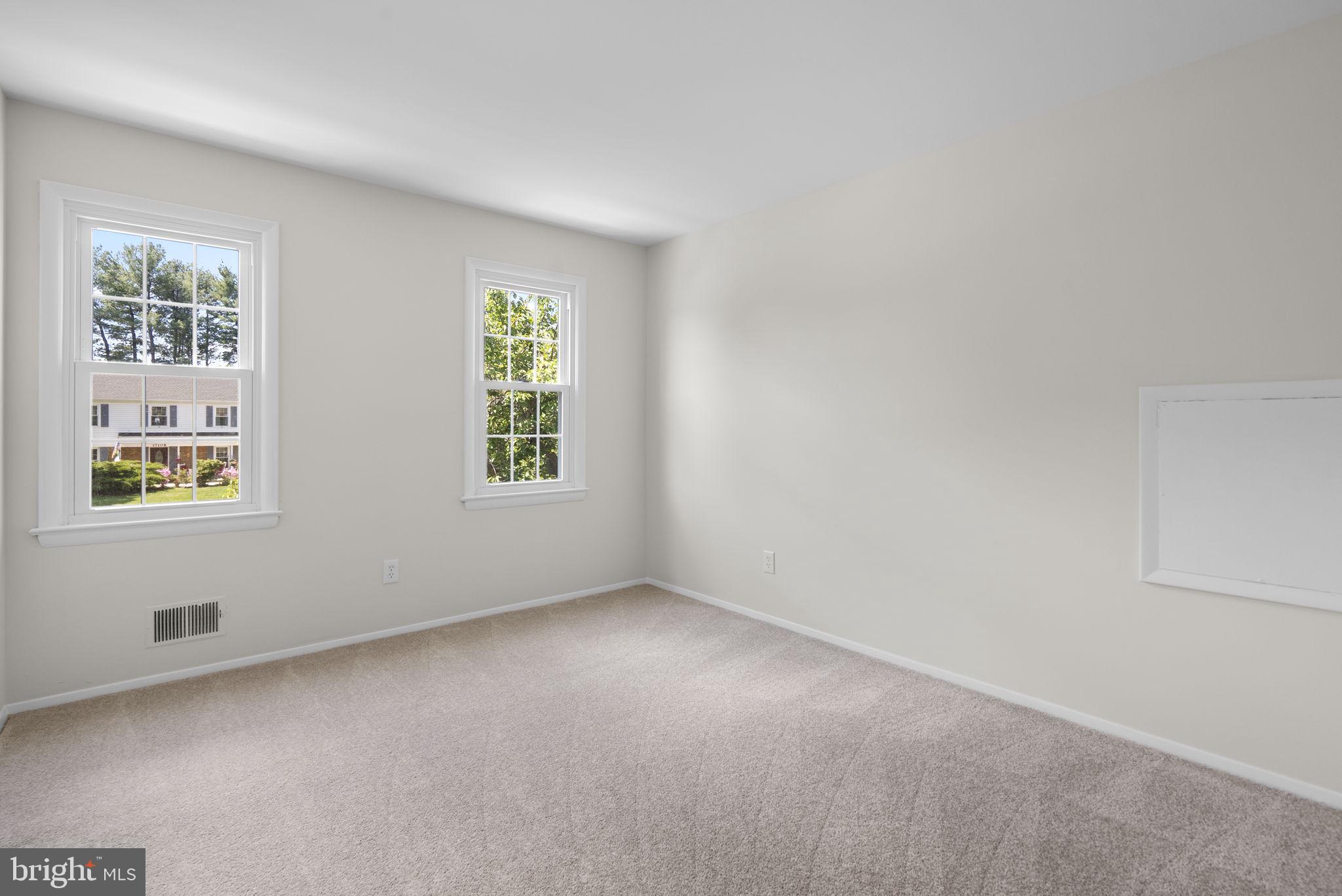 17109 Oxley Farm Road Poolesville, MD 20837 - Photo 24 of 43 Bedroom #3