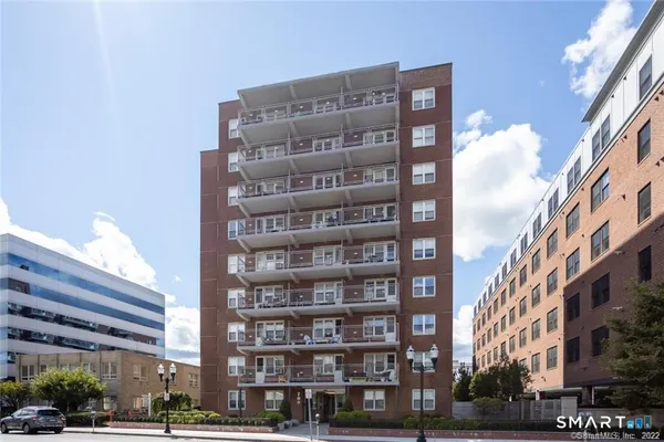 $1,900 | 700 Summer Street, Unit 2E, Stamford, CT 06901