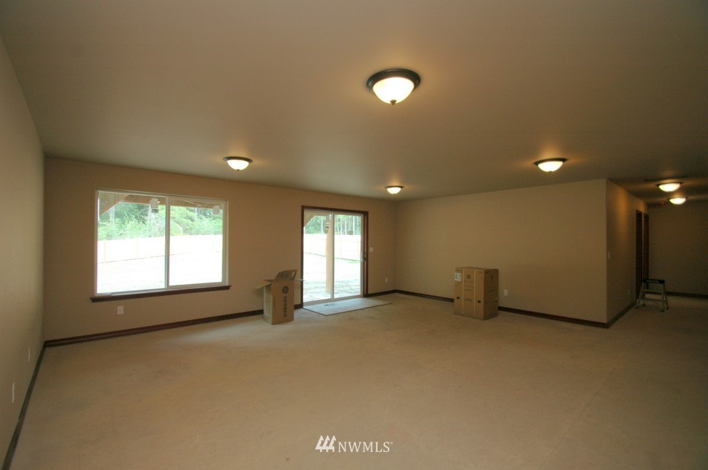 9214 Fox Ridge Lane Southeast Olympia, WA 98513 - Photo 15 of 25 Gallery Image 15