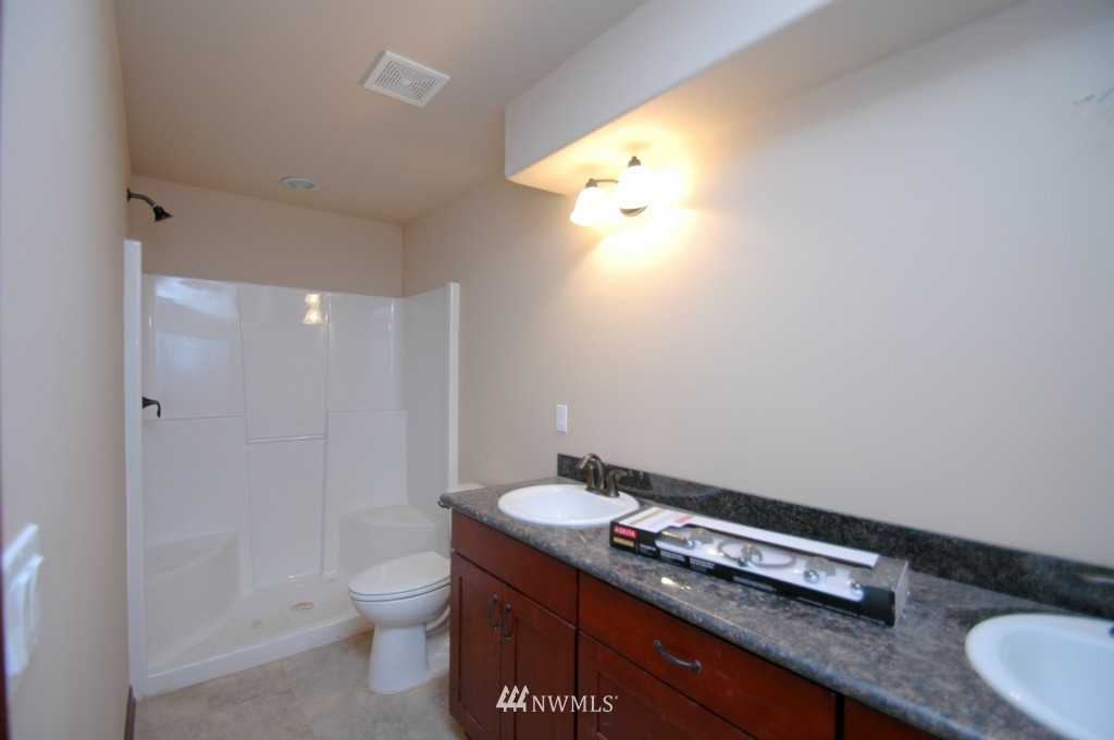9214 Fox Ridge Lane Southeast Olympia, WA 98513 - Photo 19 of 25 Gallery Image 19