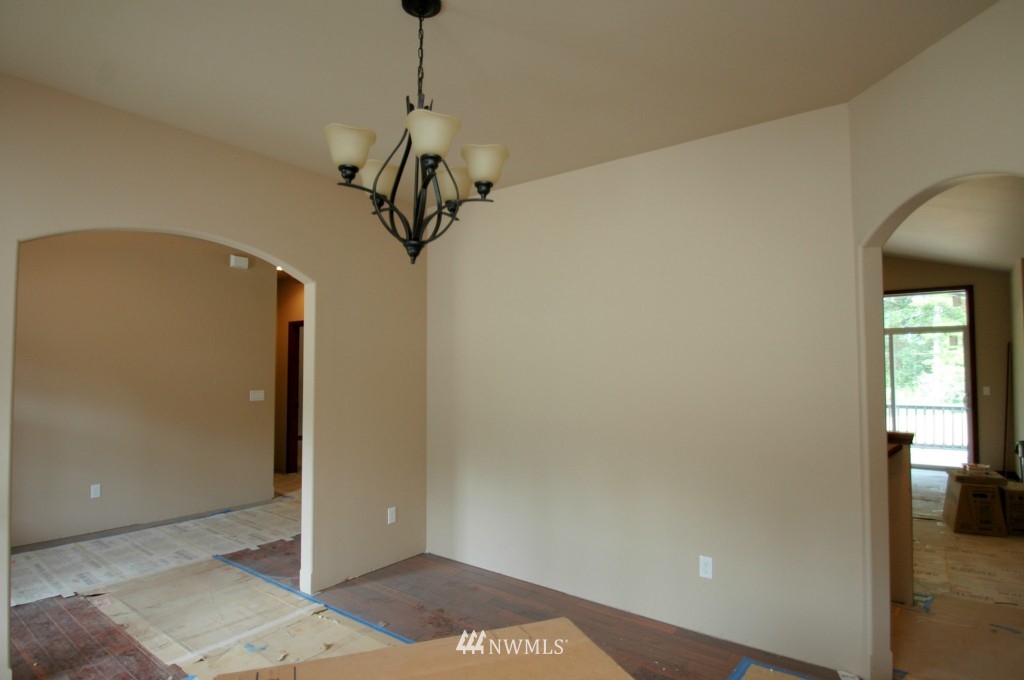 9214 Fox Ridge Lane Southeast Olympia, WA 98513 - Photo 6 of 25 Gallery Image 6