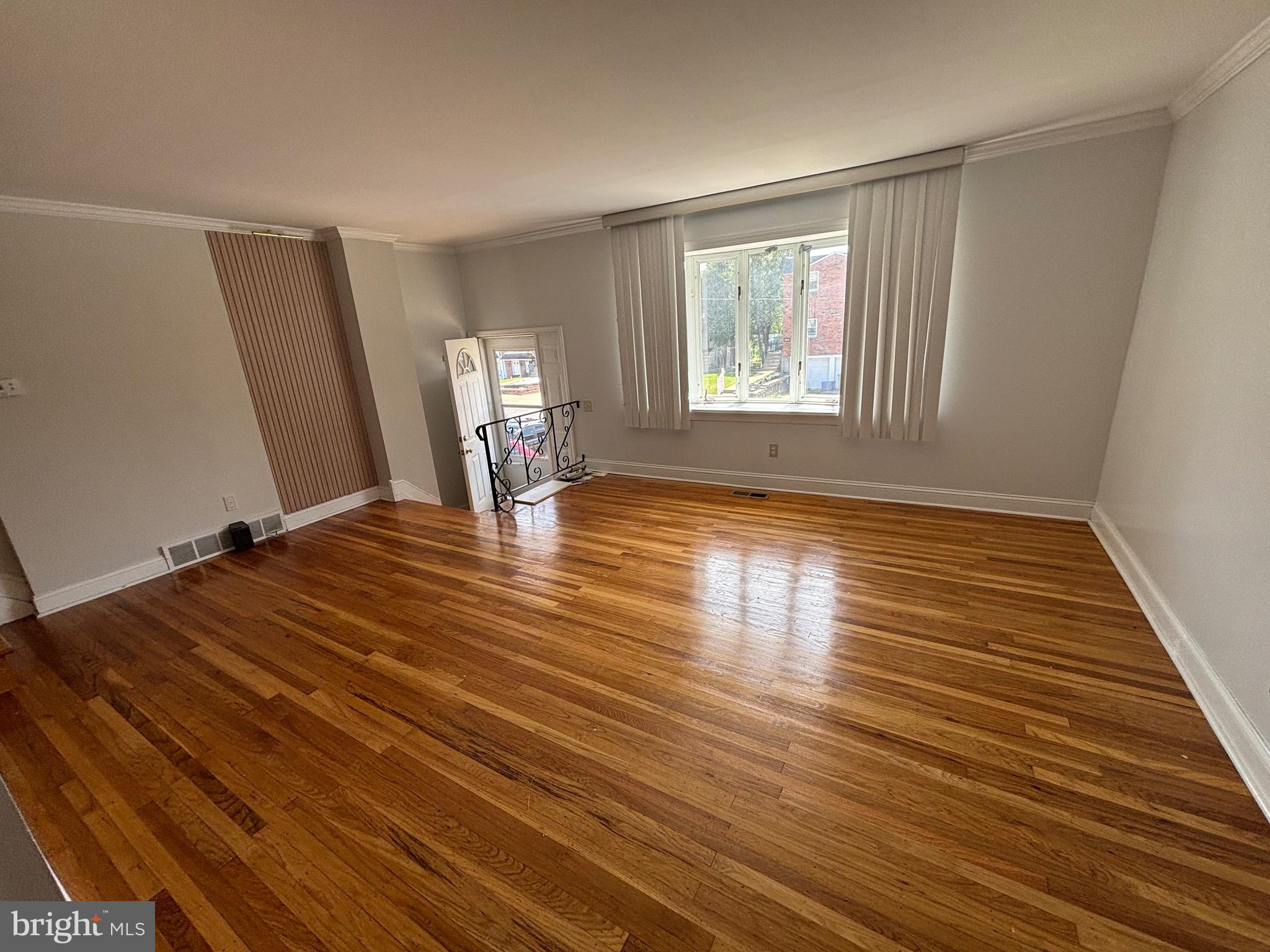 12406 Rambler Road Philadelphia, PA 19154 - Photo 3 of 17
