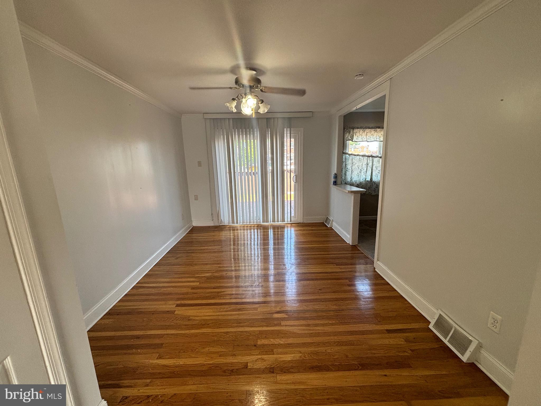 12406 Rambler Road Philadelphia, PA 19154 - Photo 5 of 17