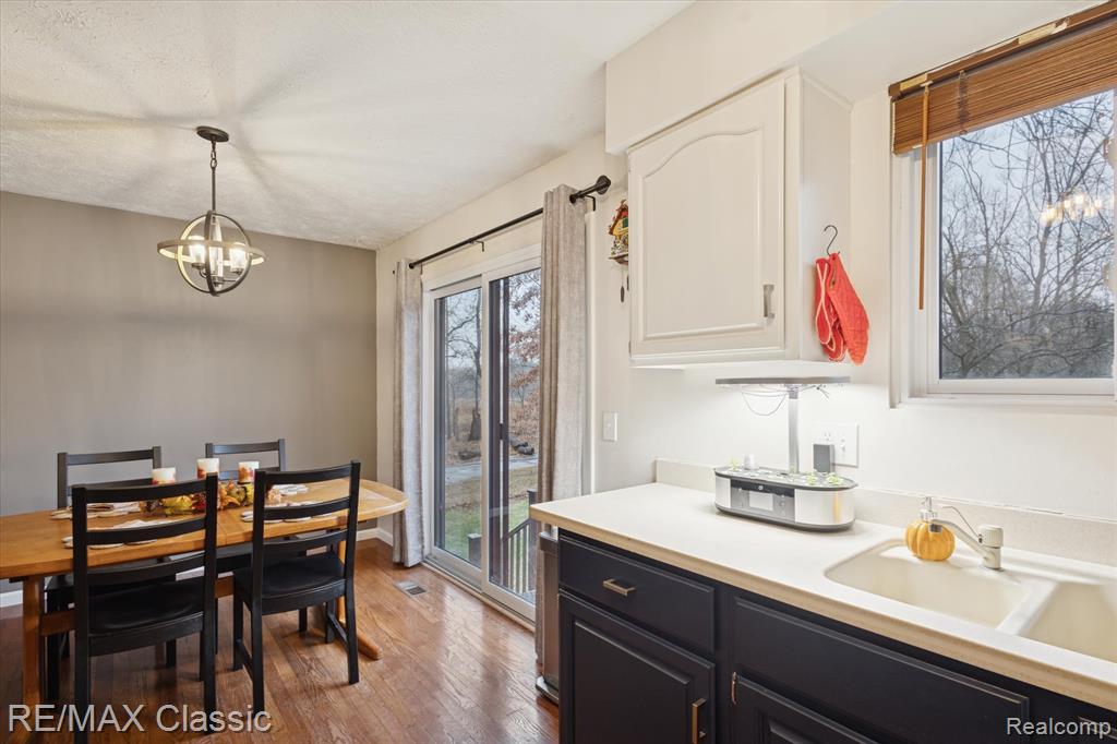 5594 Harper Road Holt, MI 48842 - Photo 12 of 53 Gallery Image 12