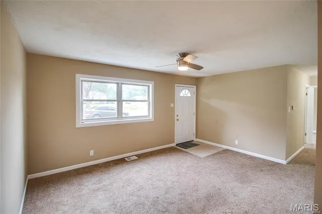 $1,200 | 225 Bonds Avenue, East Alton, IL 62024