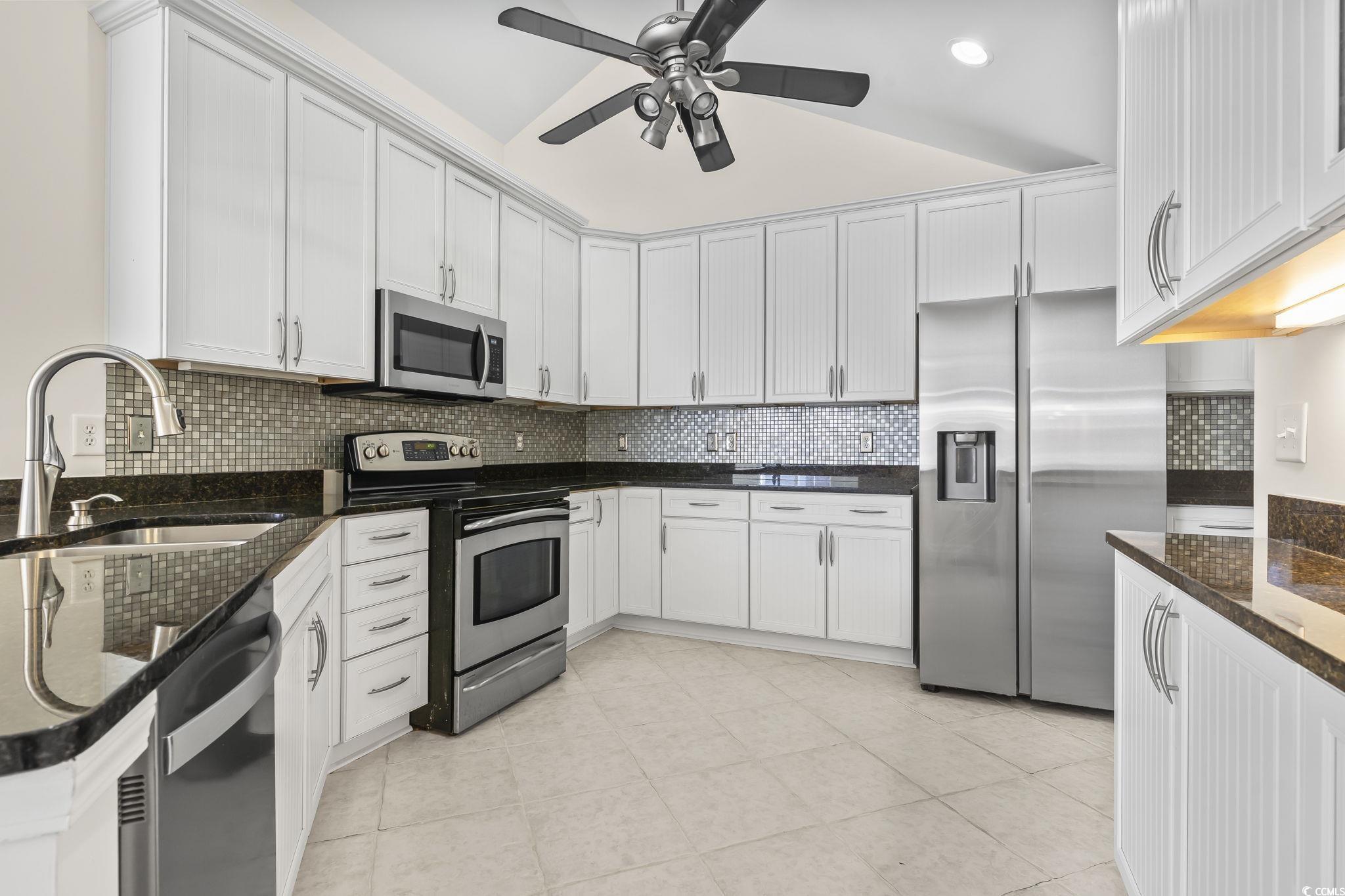 160 Stonegate Boulevard, Unit 160 Murrells Inlet, SC 29576 - Photo 14 of 33 Gallery Image 14