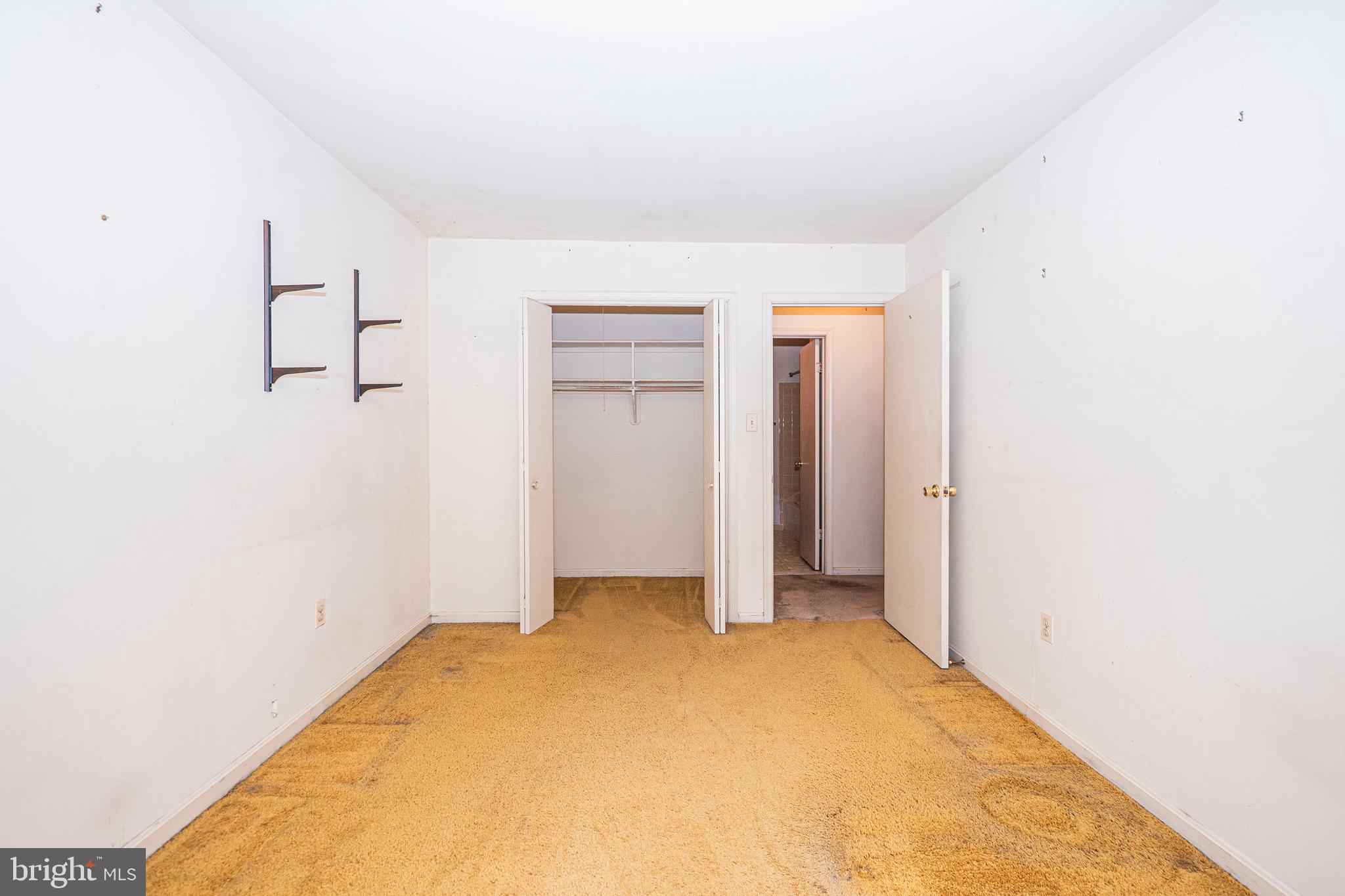 9610 Kanfer Court Gaithersburg, MD 20886 - Photo 25 of 41 a view of empty room