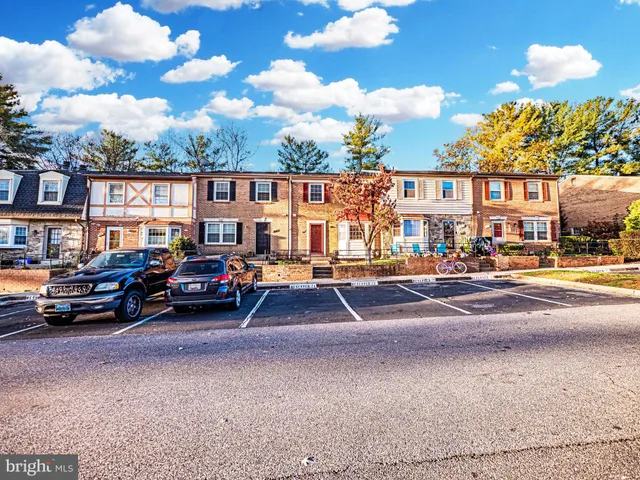 $350,000 | 9610 Kanfer Court, Gaithersburg, MD 20886