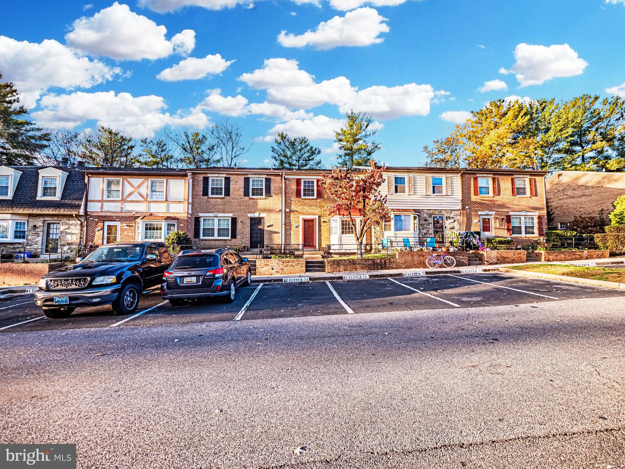 9610 Kanfer Court Gaithersburg, MD 20886 - Photo 3 of 41 a view of a street in front of a building