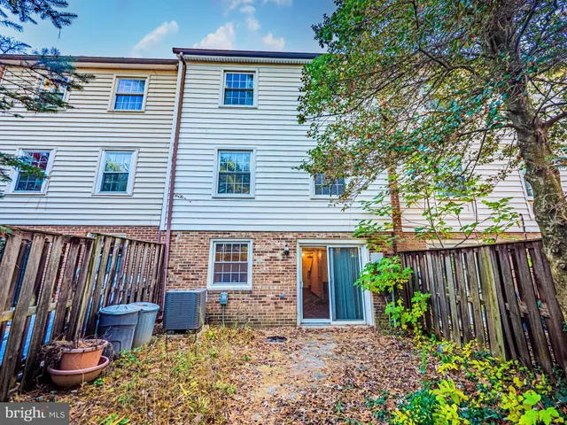 $350,000 | 9610 Kanfer Court, Gaithersburg, MD 20886