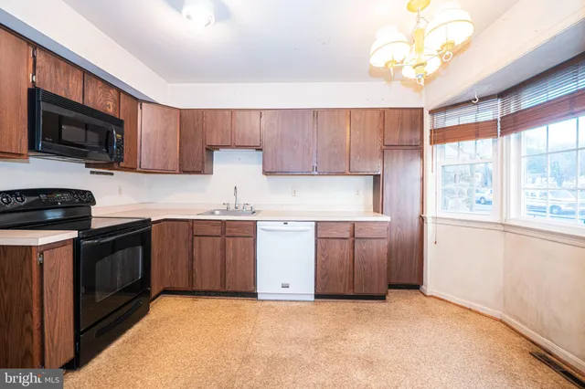 $350,000 | 9610 Kanfer Court, Gaithersburg, MD 20886