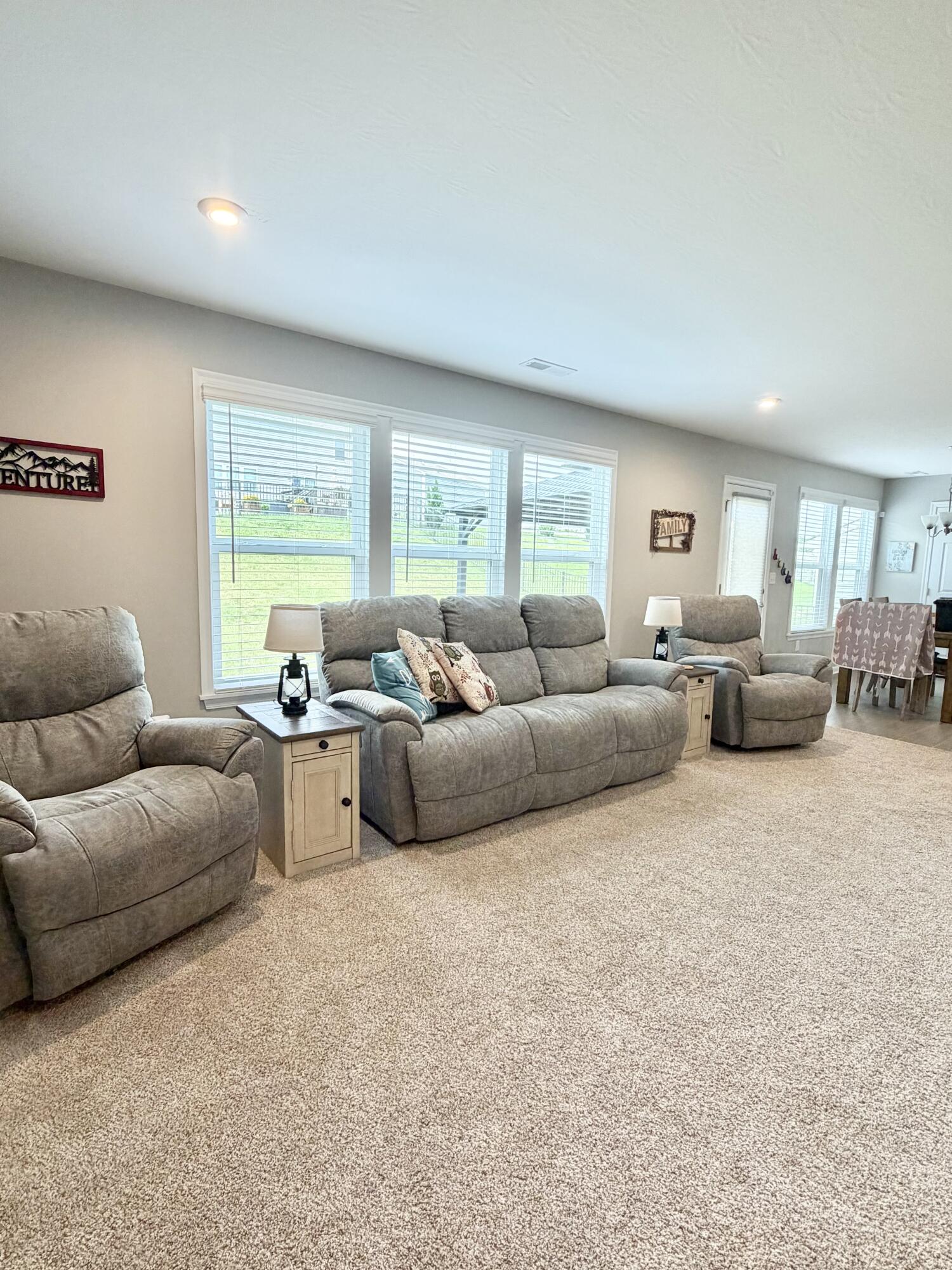 2236 Waterway Place Union, KY 41091 - Photo 11 of 41 IMG_3640