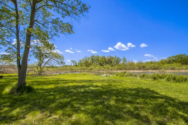 $69,000 | 277 Lakeside Drive, Delton, MI 49046