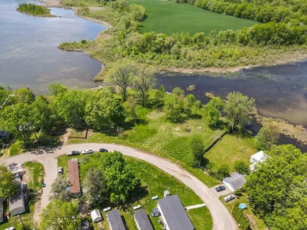 $69,000 | 277 Lakeside Drive, Delton, MI 49046