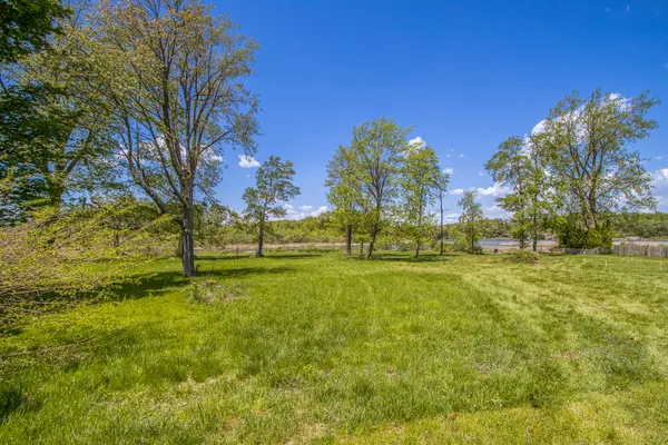 $69,000 | 277 Lakeside Drive, Delton, MI 49046